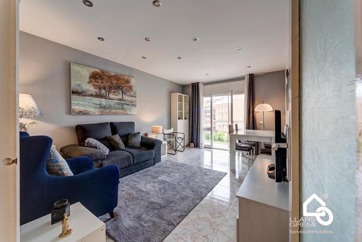 VENTA PISO EN IGUALADA ZONA BARRIO DE LES FLORS 4 HABITACIONES!! photo 0