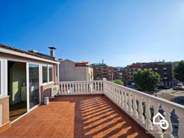 VENTA PISO EN VILANOVA DEL CAMÍ ZONA ESTACIÓN BUHARDILLA Y DOS TERRAZAS!! photo 0