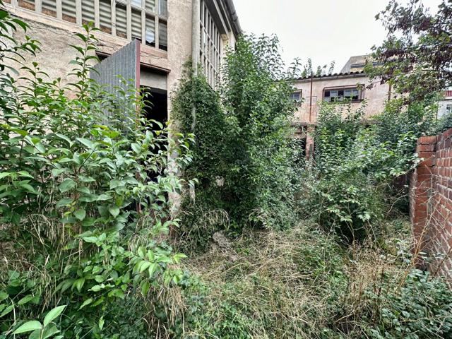 VENTA TERRENO CON ALMACÉN EN ÒDENA ZONA CENTRO!! photo 0