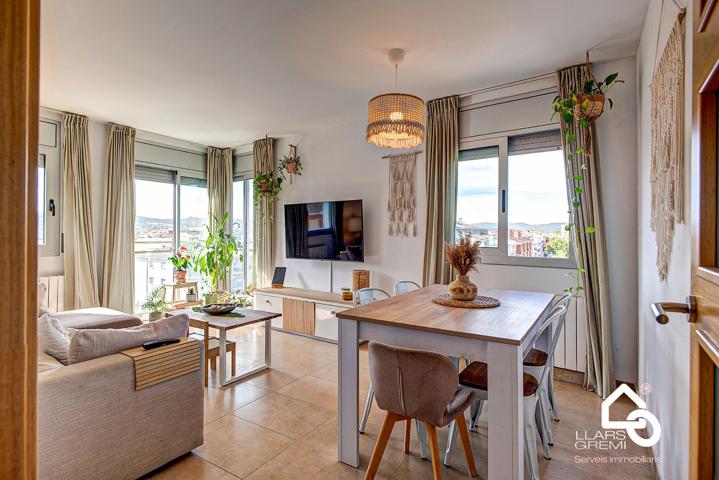 VENTA PISO EN IGUALADA ZONA BARRI LES FLORS 3 HABITACIONES, PARKING Y TRASTERO!! photo 0