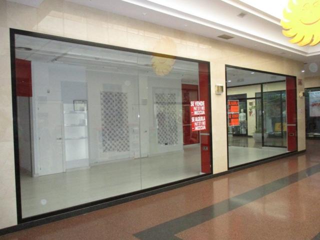 EXCELENTE LOCAL COMERCIAL EN GALERIAS RAMBLA CENTRO photo 0