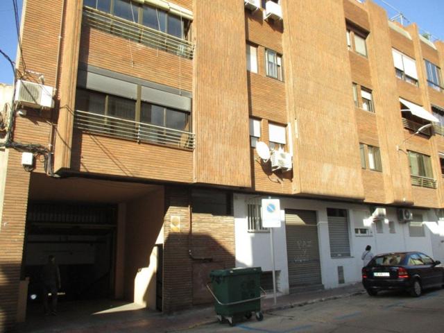 GRAN OCASION - PLAZAS DE GARAJE MUY CENTRICAS photo 0