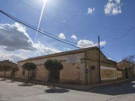 SOLAR DE 2.000 M2 EN ALPERA CON EXCELENTE UBIACION, REPARCELADO PARA LA CONSTRUCCION DE CASAS UNIF. photo 0