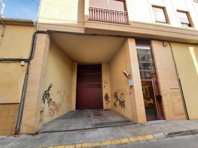 ¡Plaza de garaje en alquiler en pleno centro de Almansa! photo 0
