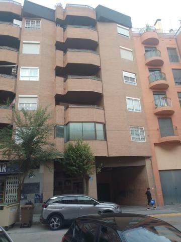 PLAZA DE GARAJE A LA VENTA EN ZONA CENTRO photo 0