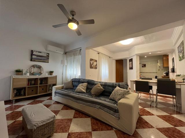 Piso En venta en Zapillo, Almeria photo 0