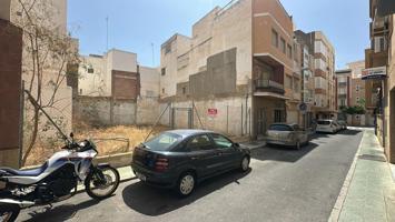 Terreno Urbanizable En venta en Centro, Almeria photo 0