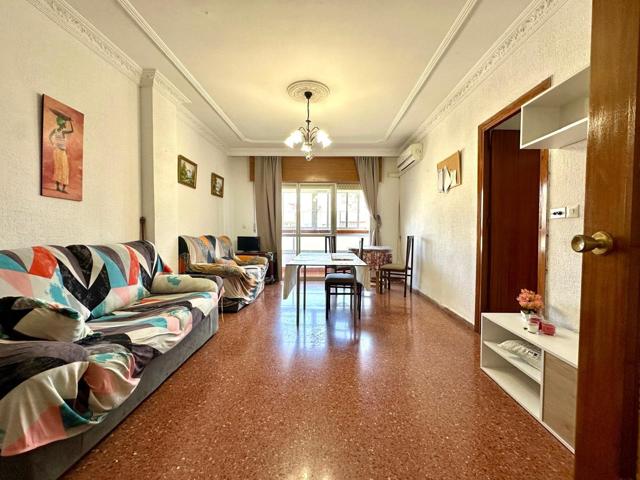 Vivienda en Poeta Álvarez de Sotomayor. photo 0