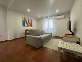 Piso En alquiler en Centro, Almeria photo 0