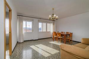 OPORTUNIDAD ÚNICA, CASA EN VENTA ZONA BARRIADA MIÓN!! photo 0