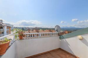 Dúplex de 4 habitaciones con balcones, solárium y plaza de aparcamiento photo 0