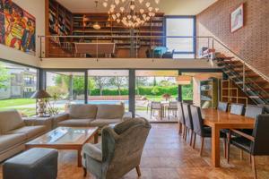 Casa de ensueño en Sant Salvador de Guardiola con piscina y acabados de lujo. photo 0