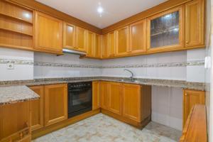 Piso en venta en el centro de Artés – Luminoso, bien distribuido y con encanto photo 0