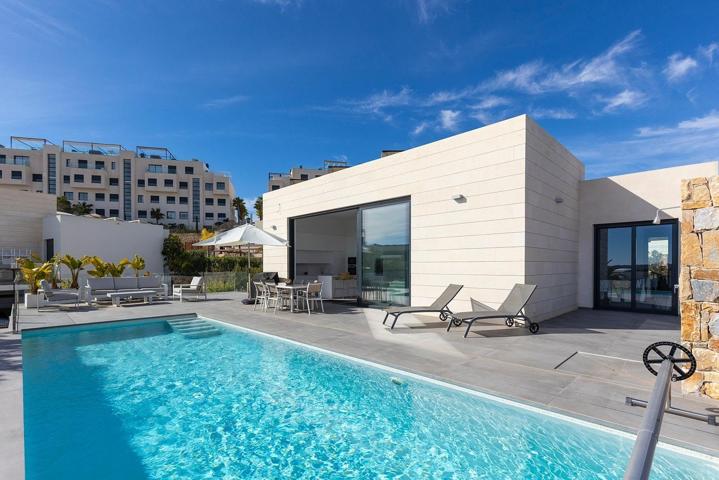 VILLA DE LUJO EN RESIDENCIAL LAS COLINAS photo 0