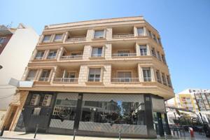 SE VENDEN 4 PLANTAS EDIFICIO EN EL CENTRO TORREVIEJA photo 0