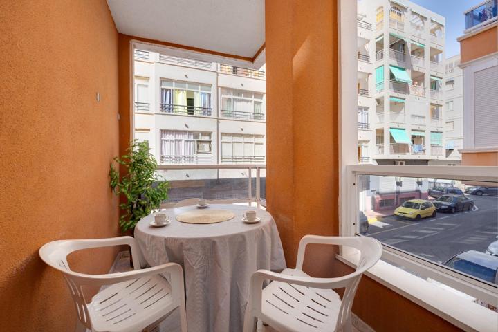 SE VENDE APARTAMENTO CON PISCINA CERCA LA PLAYA DEL CURA Y LOS LOCOS photo 0