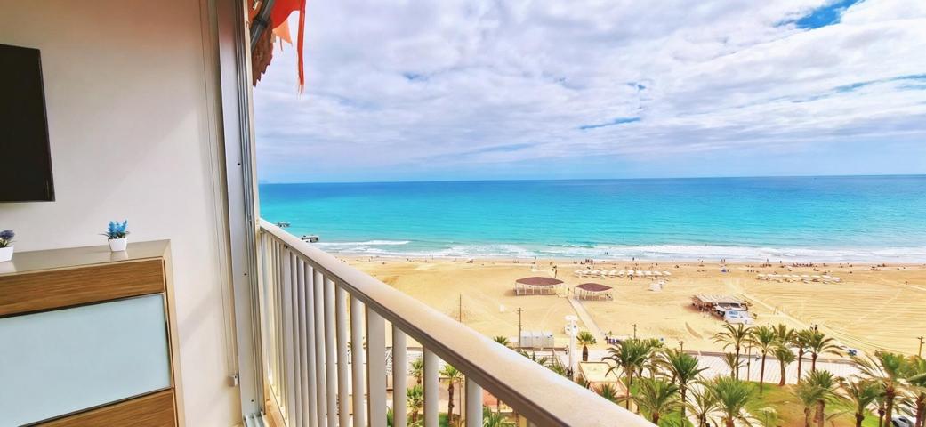 Exclusiva vivienda reformada en primera línea de Playa de San Juan photo 0