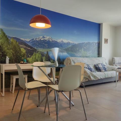 BONITA VIVIENDA EN ZONA NUEVA DE REQUENA PARA INVERSIONISTAS CON INQUILINO DENTRO photo 0