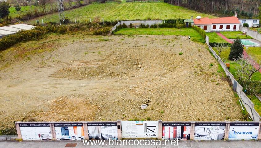 '¡Ubicación Privilegiada! Solar Urbano de 1474 m2 en Avenida de Malpica, Sísamo - Carballo' photo 0