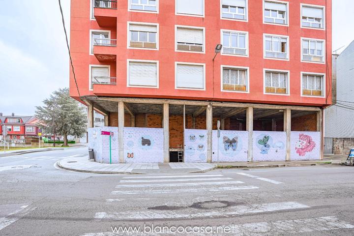 ! Bajo y Sótano en Venta en Calle Xílgaro - Carballo photo 0