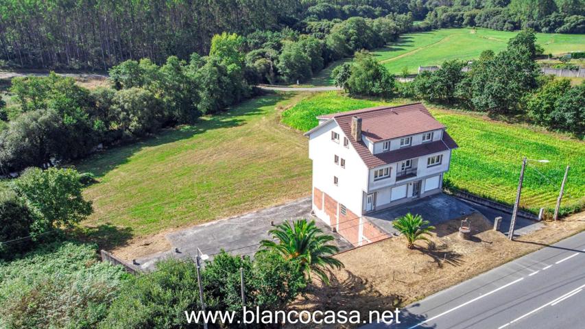 ¡¡EDIFICACIÓN de 2 VIVIENDAS +SÓTANO+ BAJO COMERCIAL y con amplio TERRENO en Bertoa(Carballo)!! photo 0