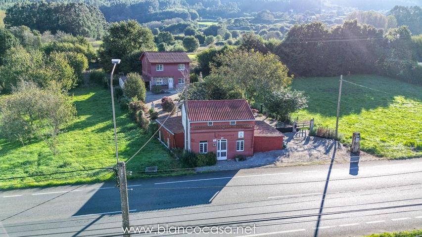 ¡CONJUNTO de DOS CASAS  en Entrecruces, Carballo, con Terreno de 1.090 m²! 🏡✨ photo 0