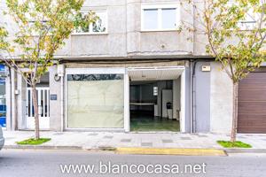 ¡Oportunidad de ALQUILER en pleno centro de Carballo! photo 0