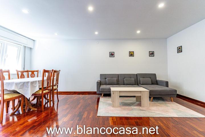 🏡 ¡Gran oportunidad en pleno centro de Carballo! photo 0