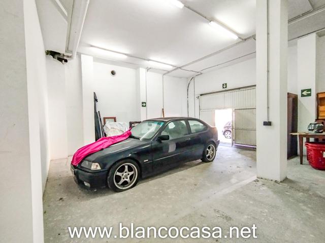 🚗 BAJO en ALQUILER ideal para 🔑GARAJE o almacén en Pastoriza (Arteixo) photo 0