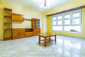 🏡 AMPLIO Piso con TERRAZA y EXCELENTE UBICACIÓN en Carballo( A Coruña)por 119.900€ photo 0