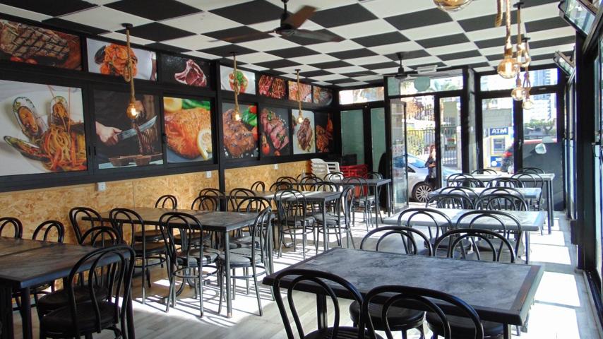 Totalmente reformado local comercial, funcionado como restaurante en zona turística en Levante. photo 0