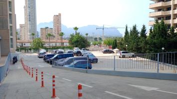 Se vende plaza de parking privada en zona Rincon de Loix llano, cerca de todos los servicios. photo 0