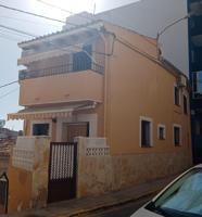 FANTASTICA CASA DE PUEBLO CON 4 DORMITORIOS, 2 BAÑOS , REFORMADA EN PLENO CENTRO DE LA VILA photo 0