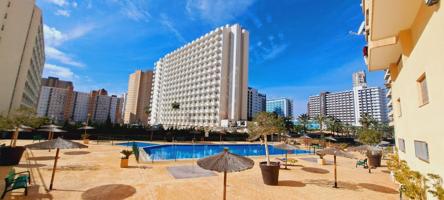 Reformado piso de esquina con terraza acristalada cerca de playa Levante. photo 0