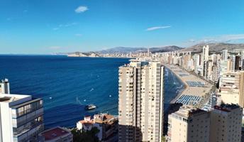 Reformado apartamento con terraza 20 m2 acristalada y vistas panorámicas al mar y Benidorm. photo 0