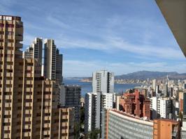 Precioso piso con 2 terrazas soleadas y vistas al mar y montañas con plaza de garaje subterránea. photo 0