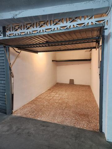 SE ALQUILA almacén-GARAJE CABINADO EN BENIDORM (PLAYA PONIENTE) photo 0
