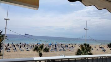 FANTASTICO PISO EN 1 LINEA DE PLAYA DE LEVANTE, CON 3 DORMITORIOS , 2 BAÑOS Y PARKING COMUNITARIO... photo 0