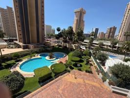 Increible piso de verdadero lujo con garaje doble cabinado, cerca de playa Levante y zona Centro. photo 0