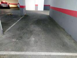 Plaza de garaje subterránea en edificio seminuevo y cerca de la playa en zona Rincón de Loix. photo 0