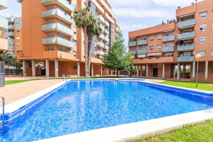 Rentabilidad garantizada en Malilla: piso con inquilinos y ubicación estratégica photo 0