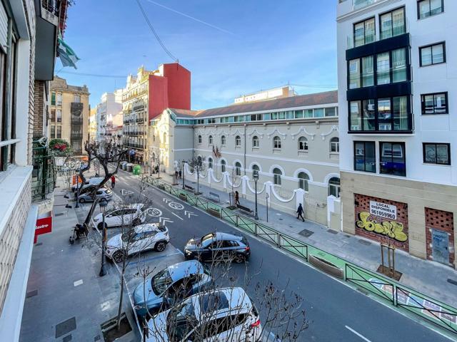 Vivienda de 116 m2 construidos en venta en C-Centelles (Ruzafa) photo 0