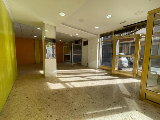 Venta de Local Comercial en Manises. photo 0