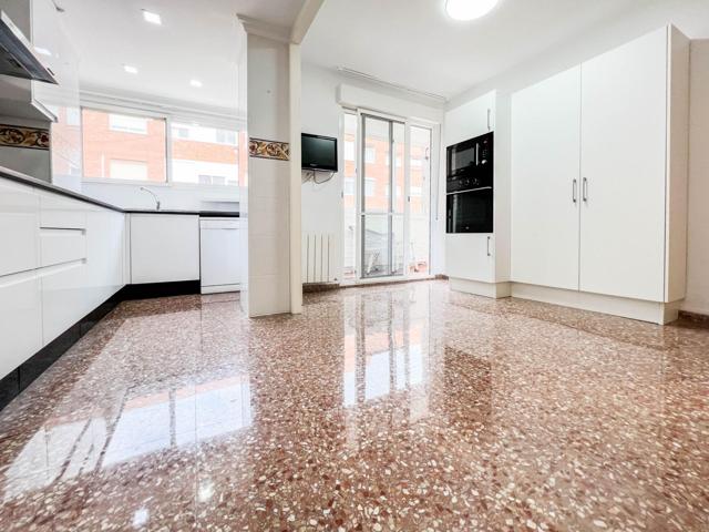 Piso En alquiler en La Llum, Valencia photo 0