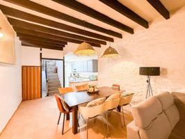 Oportunidad única en Castellón, casa de dos plantas totalmente reformada. photo 0