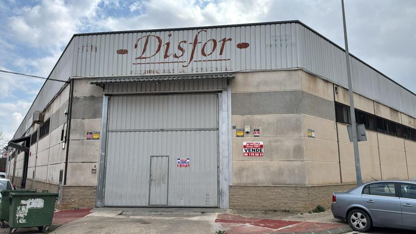 VENTA  DE NAVE INDUSTRIAL CHAFLAN EN POLIGONO INDUSTRIAL  DE BENIFAIO (VALENCIA) photo 0