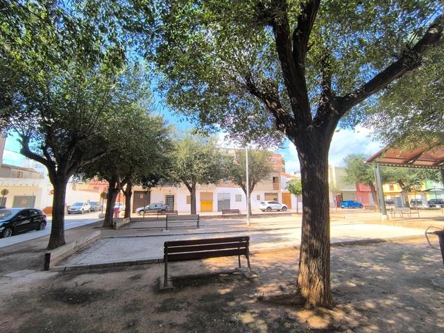 VENTA DE CASA EN ALMUSSAFES (VALENCIA) con acceso por dos calles. photo 0