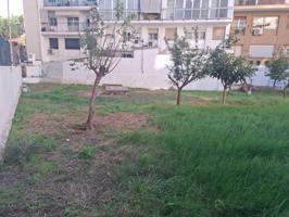 LOCAL JUNTO AL CENTRO DE MATARÓ CON 500 METROS DE JARDIN!!!! photo 0