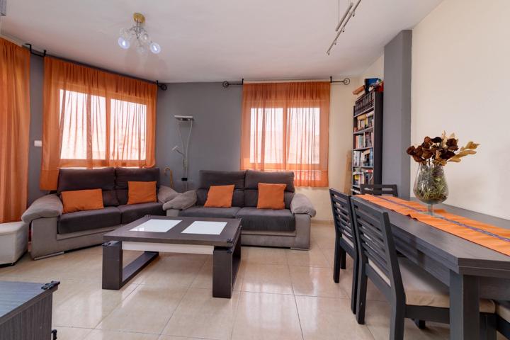 APARTAMENTO DE TRES DORMITORIOS EN EL CENTRO DE TORREVIEJA photo 0