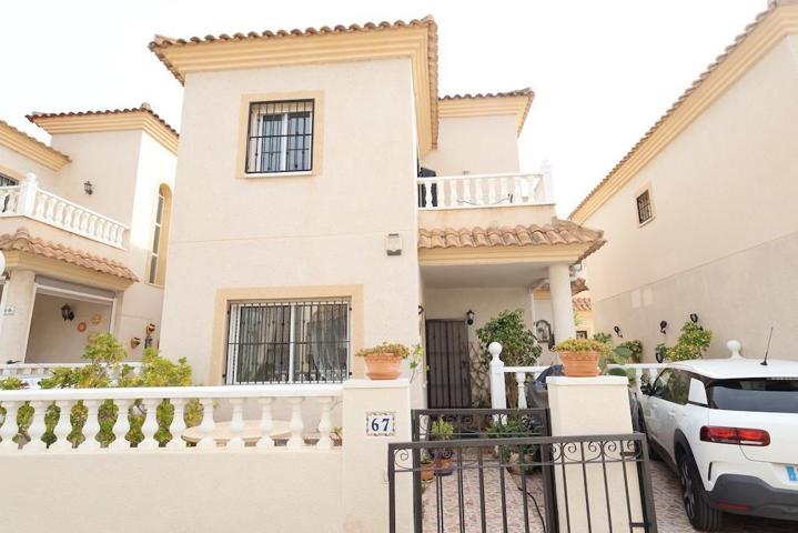 Casa En venta en Playa Flamenca Norte, Orihuela Costa photo 0